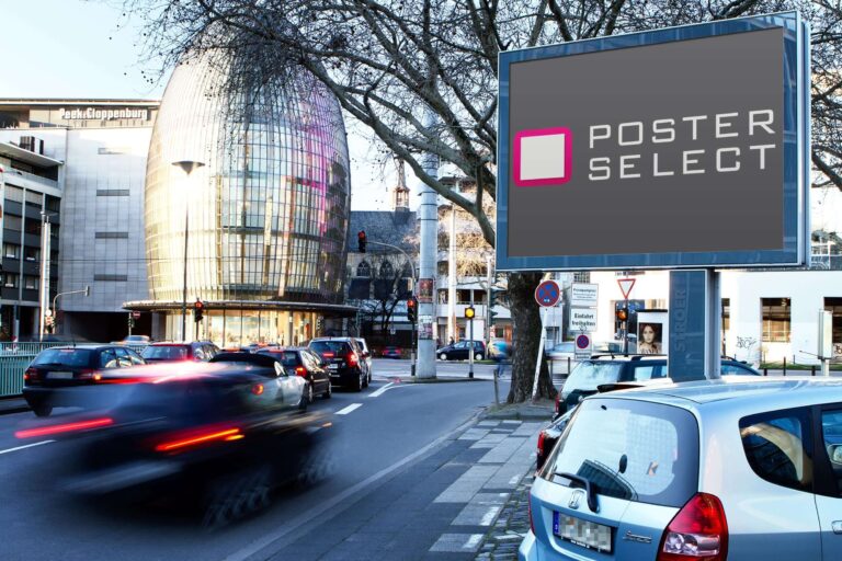Mega-Light-Plakat in Köln
